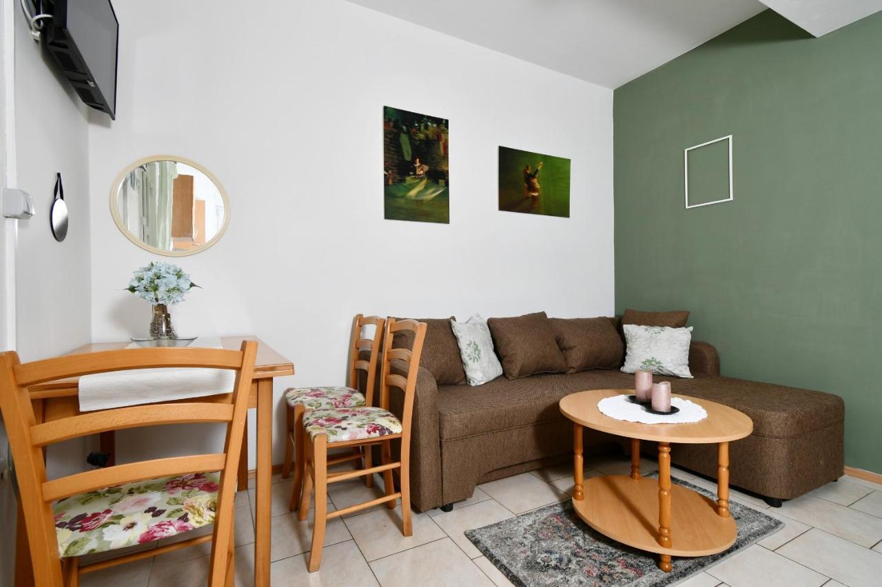 Apartments Novotny Banjol 외부 사진