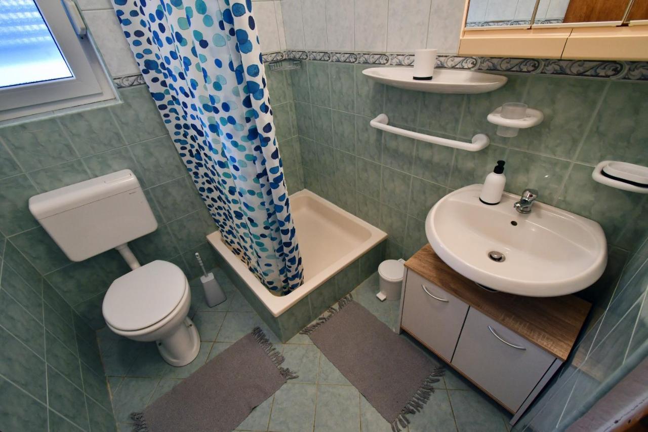 Apartments Novotny Banjol 외부 사진
